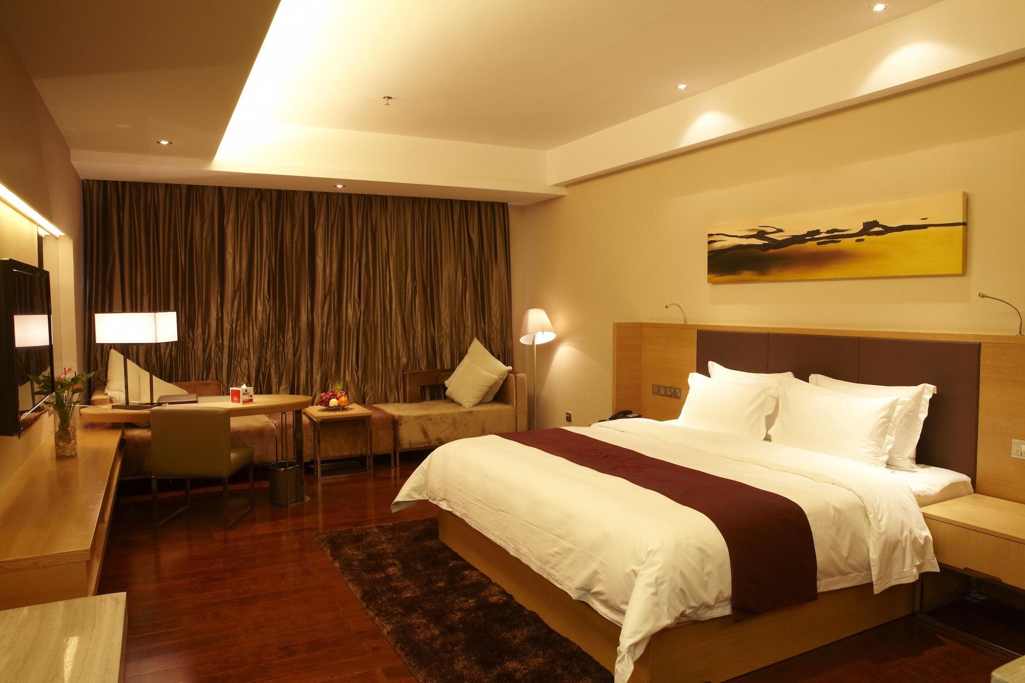 מלון Shenzhen Ramada Plaza, North Railway Station מראה חיצוני תמונה