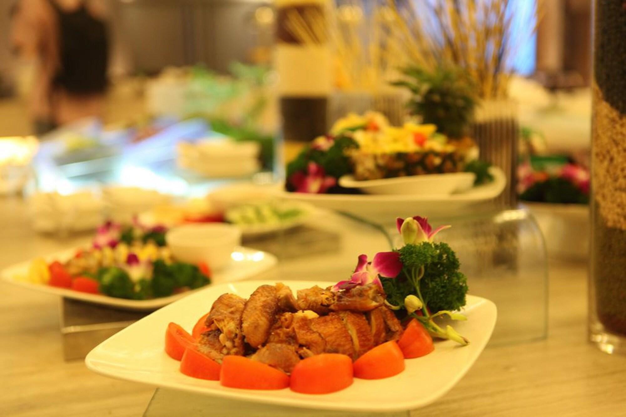 מלון Shenzhen Ramada Plaza, North Railway Station מראה חיצוני תמונה